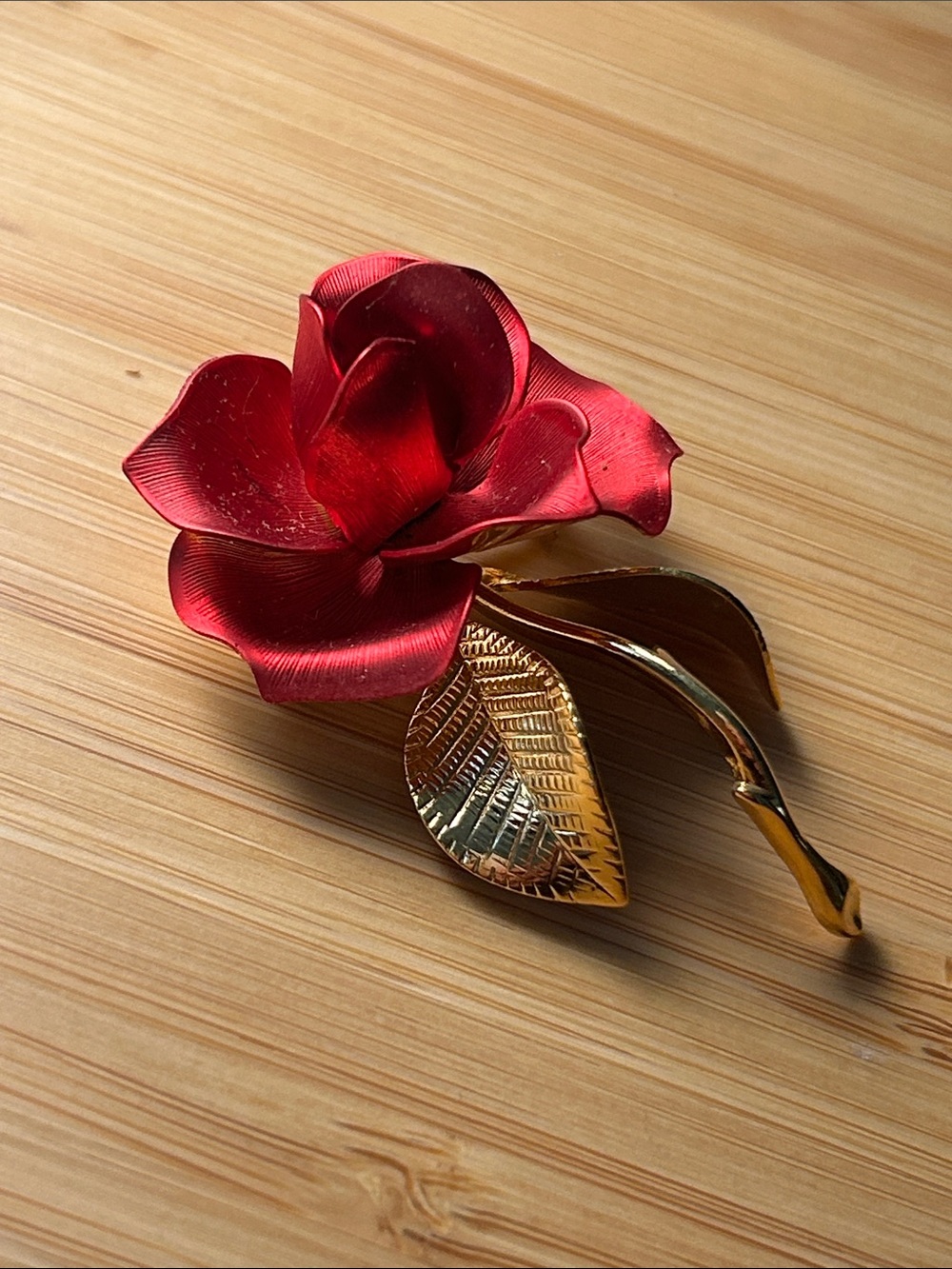 Red Rose with Gold Leaves Women's Brooch Pin